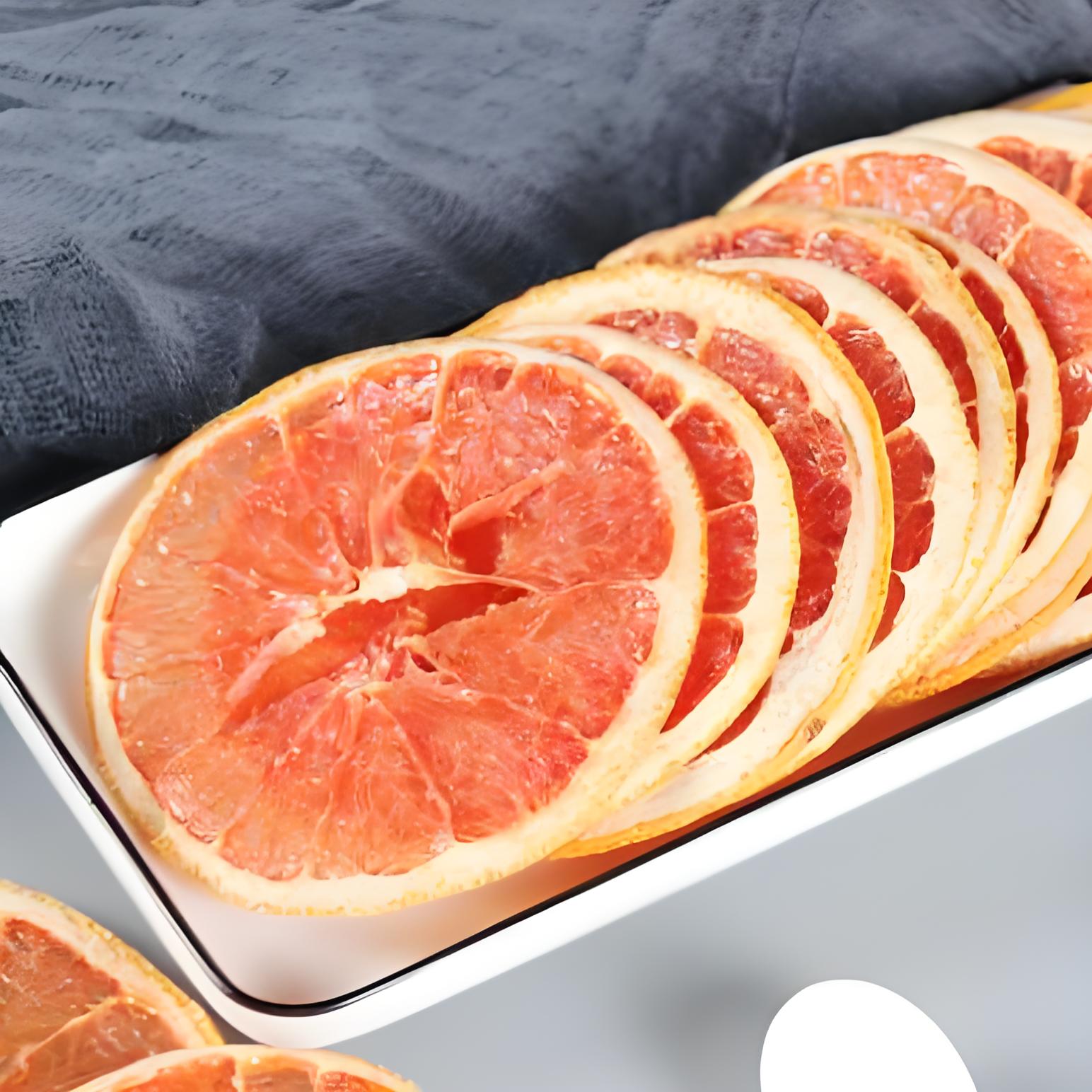 Dried grapefruit slice