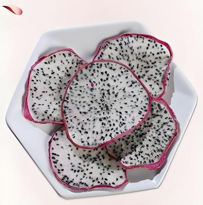 Dried white pitaya slice